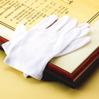 送別会の幹事様へ。定年退職祝いの記念品を贈るためのサプライズプレゼント“栄光のあゆみ”。サービス